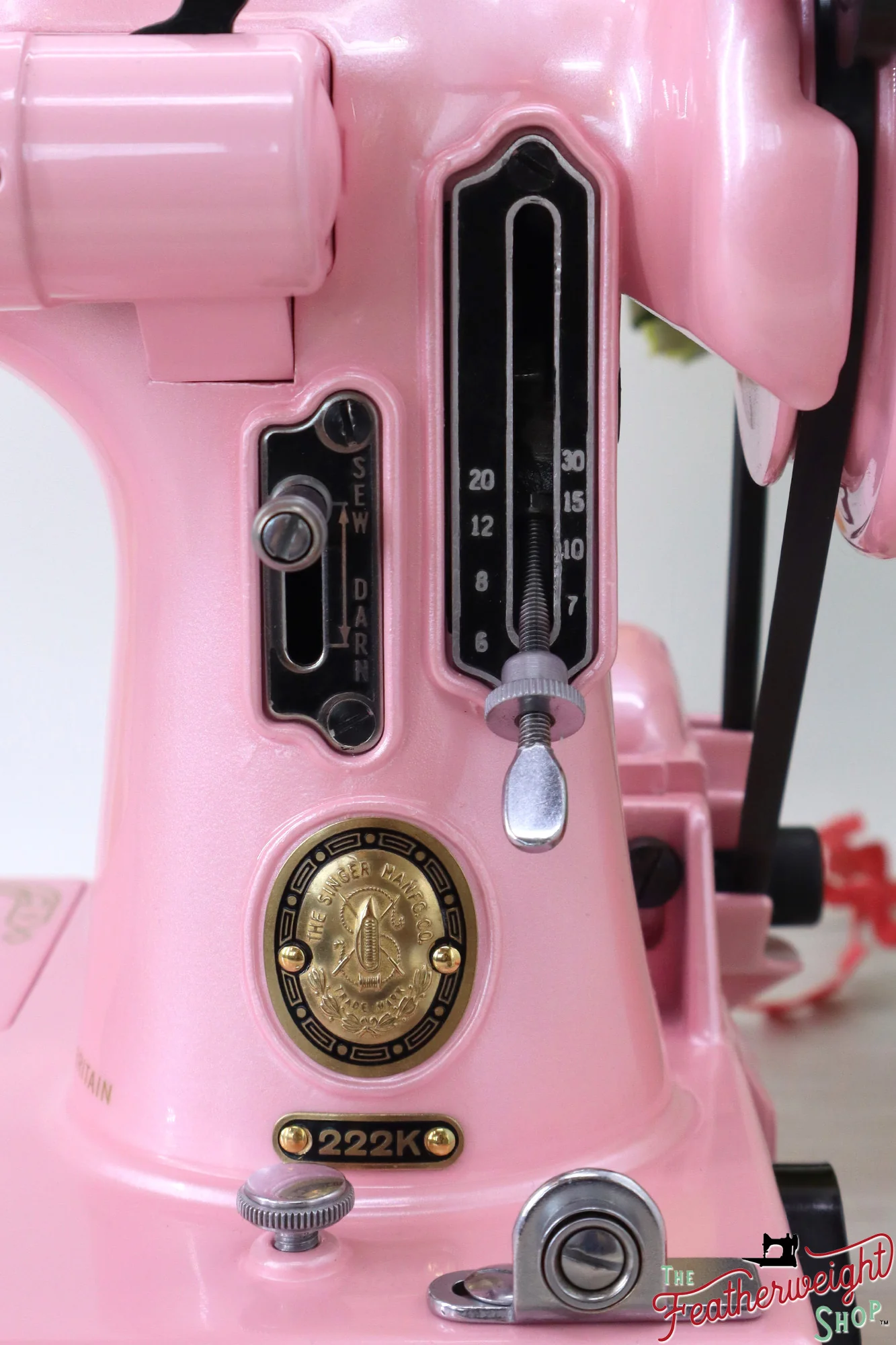 Singer Featherweight 222K - EM9594** - Fully Restored in Pink Frosting - Image 18