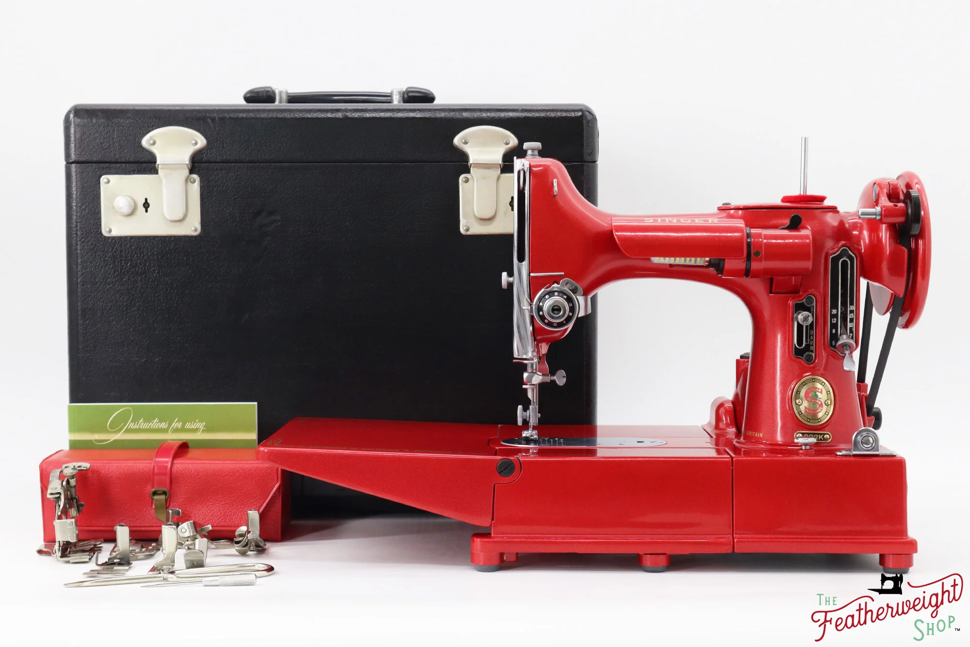 Singer Featherweight 222K Red 'S' - ES1660** - Fully Restored in Candy Apple Red - Image 4