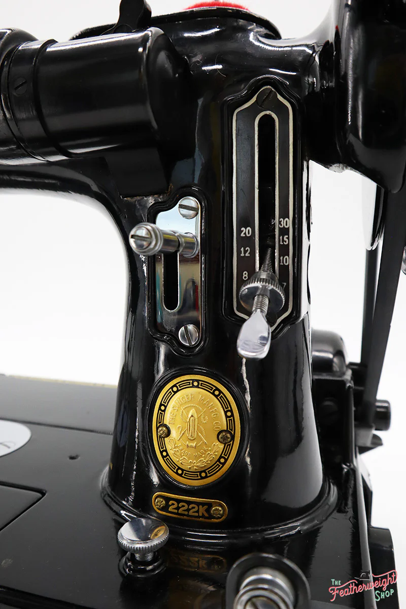 Singer Featherweight 222K Sewing Machine 1953 - EJ2261** - Image 17