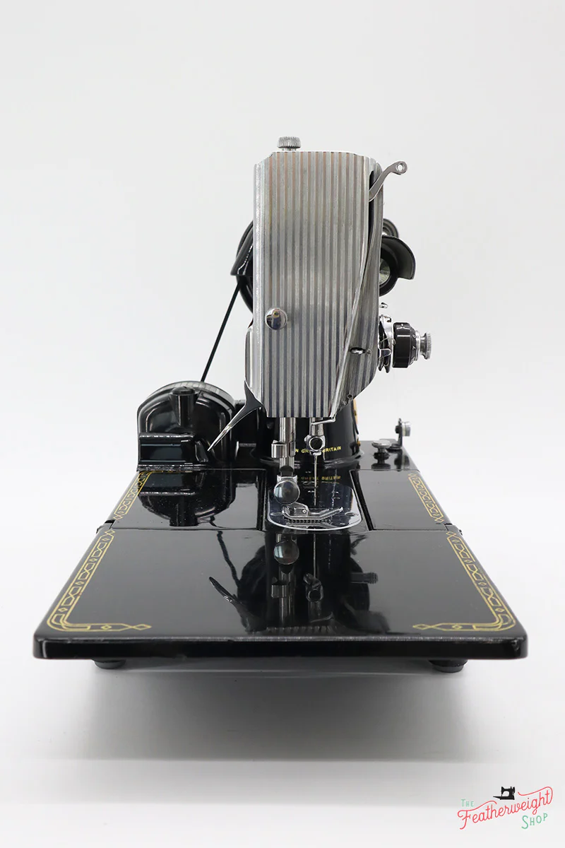 Singer Featherweight 222K Sewing Machine 1953 - EJ2261** - Image 5