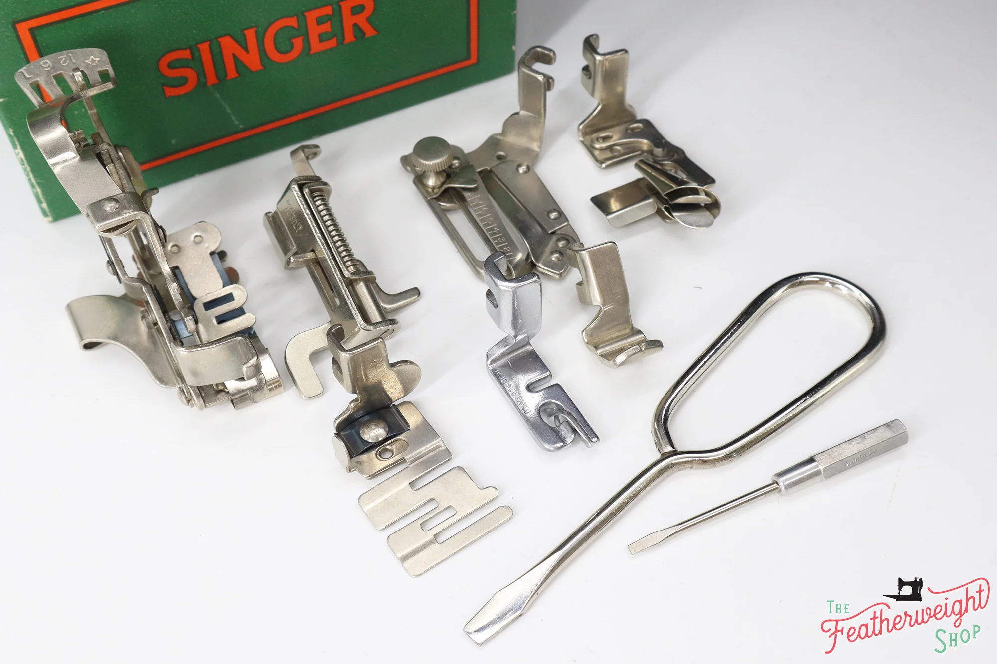 Singer Featherweight 222K Sewing Machine, 1953 - EJ2713** - Image 20