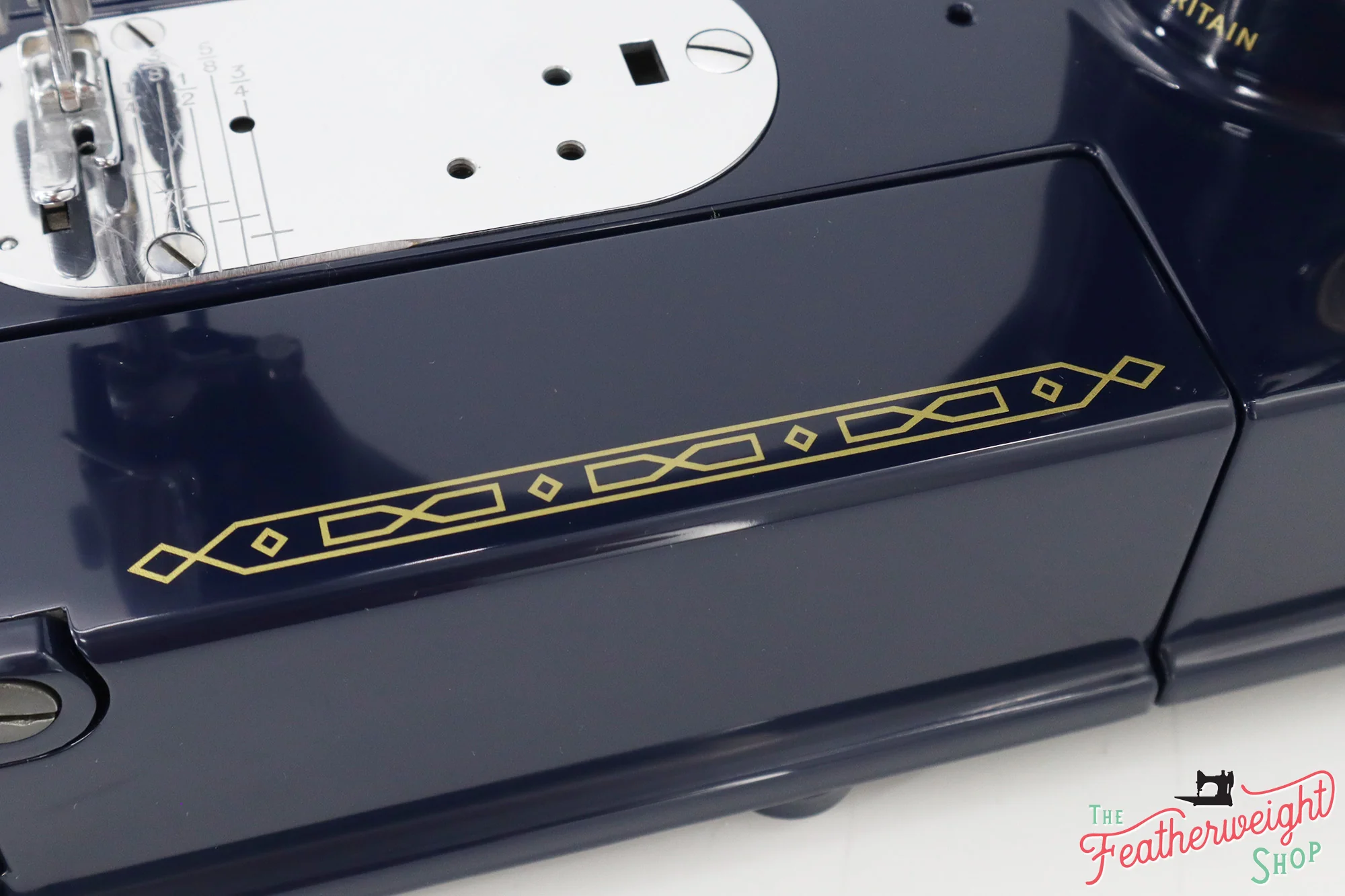 Singer Featherweight 222K Sewing Machine, EJ2680** - Fully Restored in Navy - Image 9