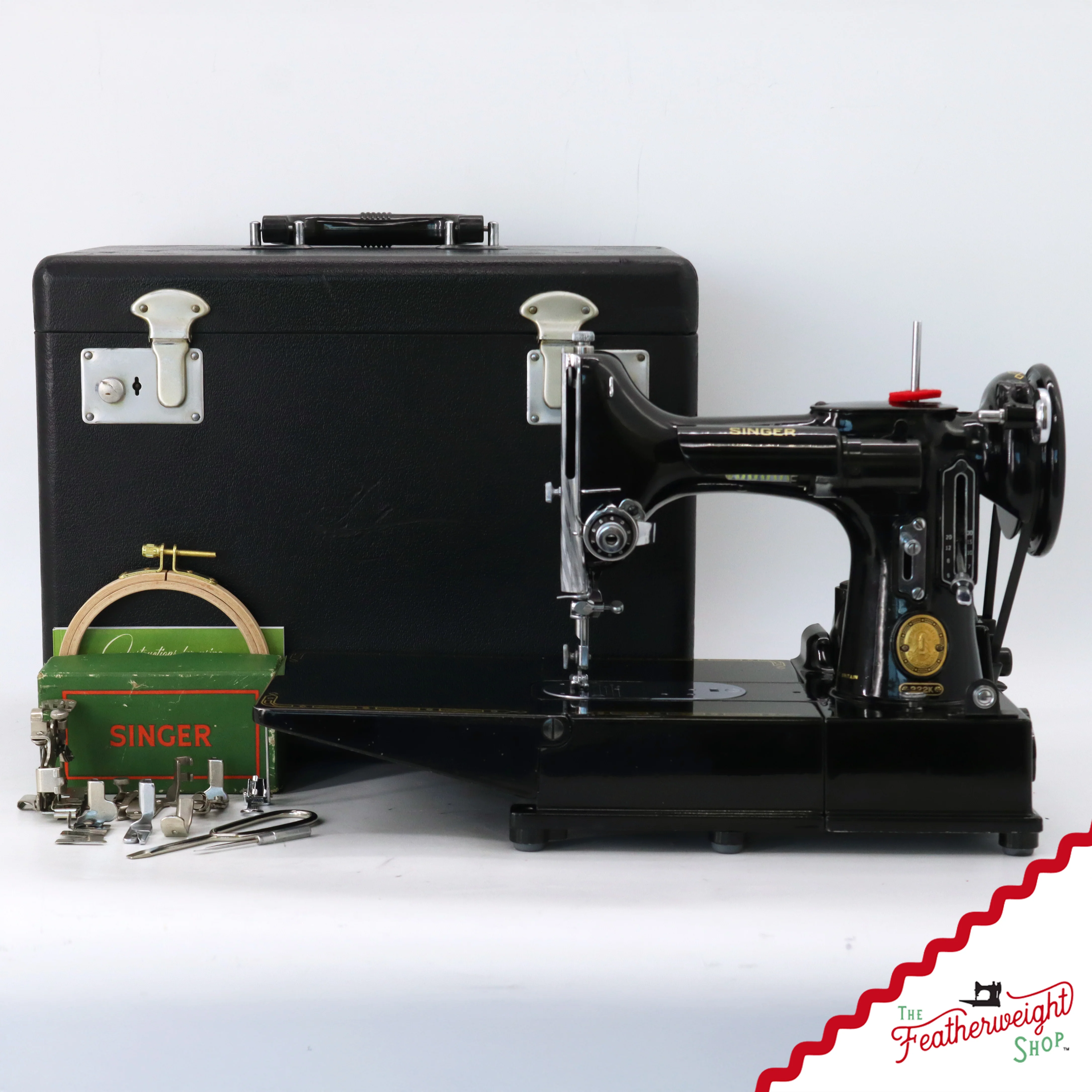 Singer Featherweight 222K Sewing Machine - EJ26871*, 1953 - Image 2