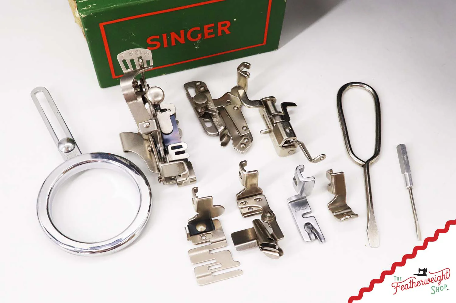 Singer Featherweight 222K Sewing Machine - EJ26949*, 1953 - Image 17