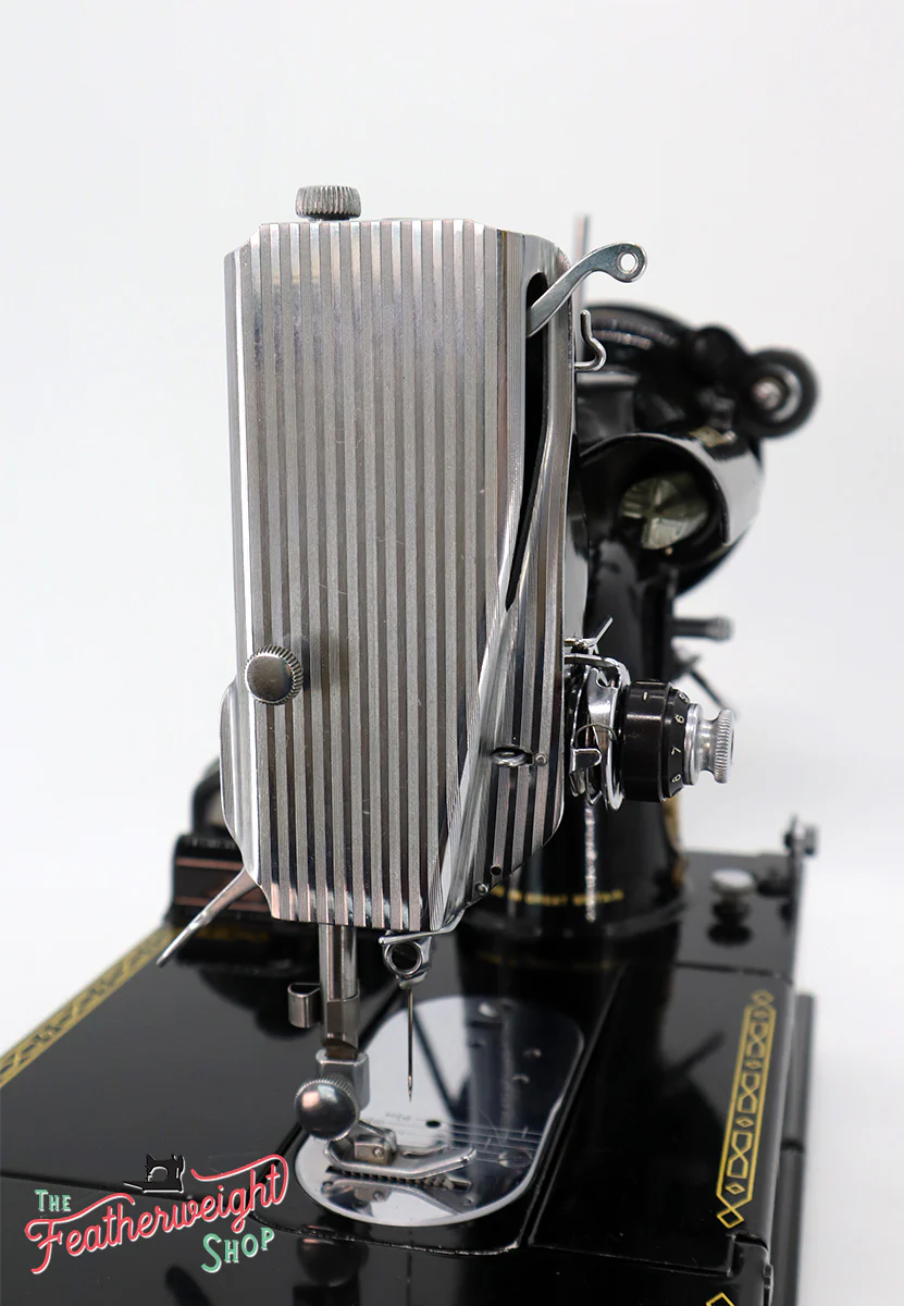Singer Featherweight 222K Sewing Machine EJ616*** - Image 18
