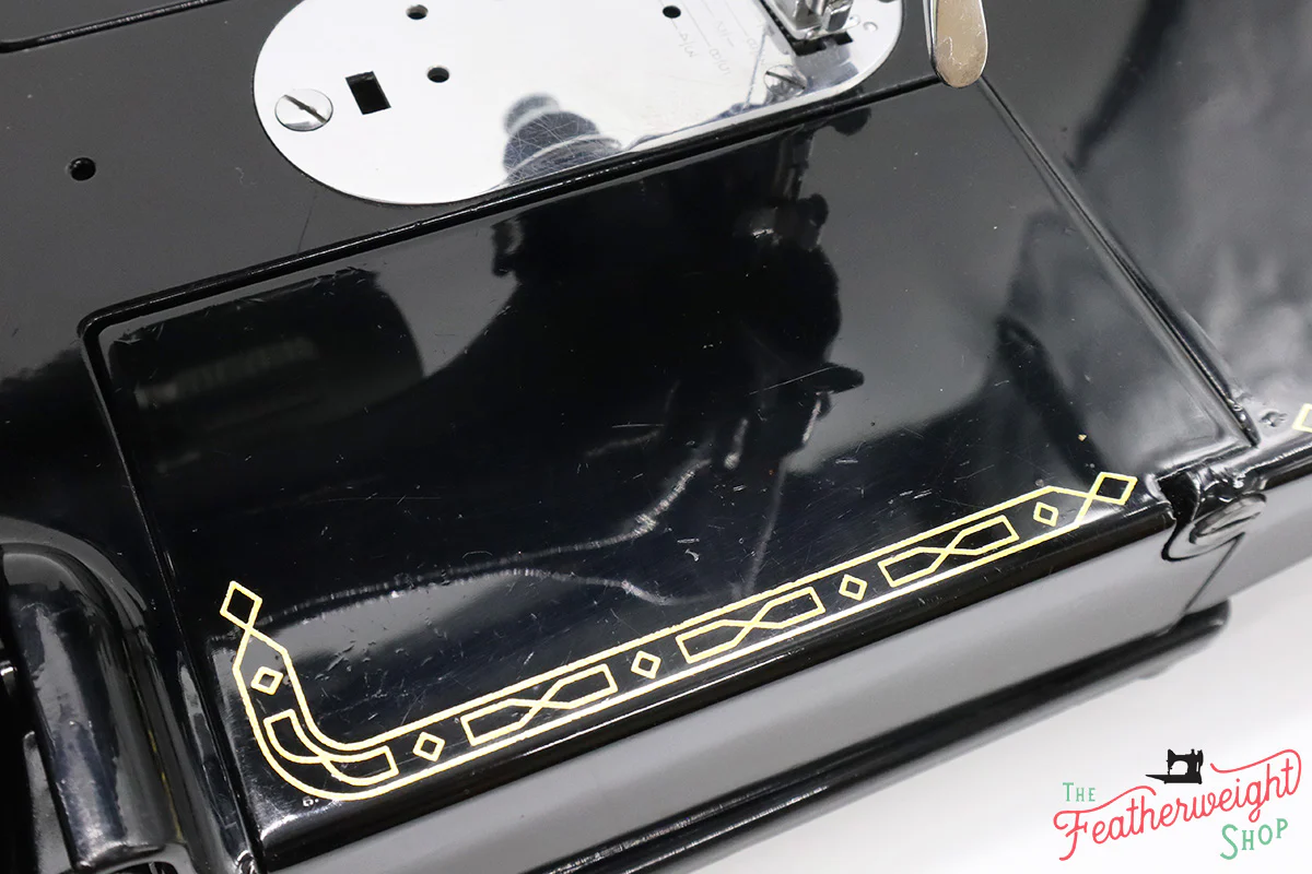 Singer Featherweight 222K Sewing Machine EJ618*** - Image 13