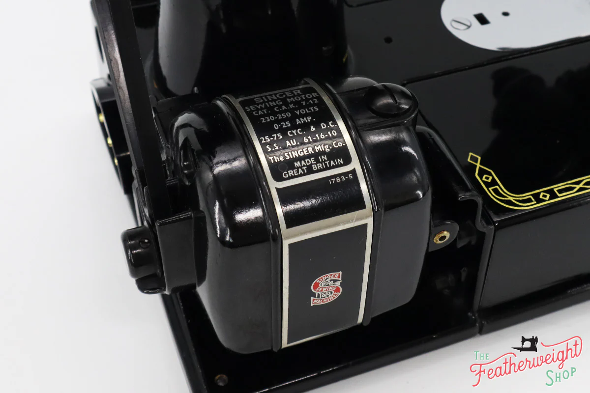 Singer Featherweight 222K Sewing Machine EJ621*** - Image 18