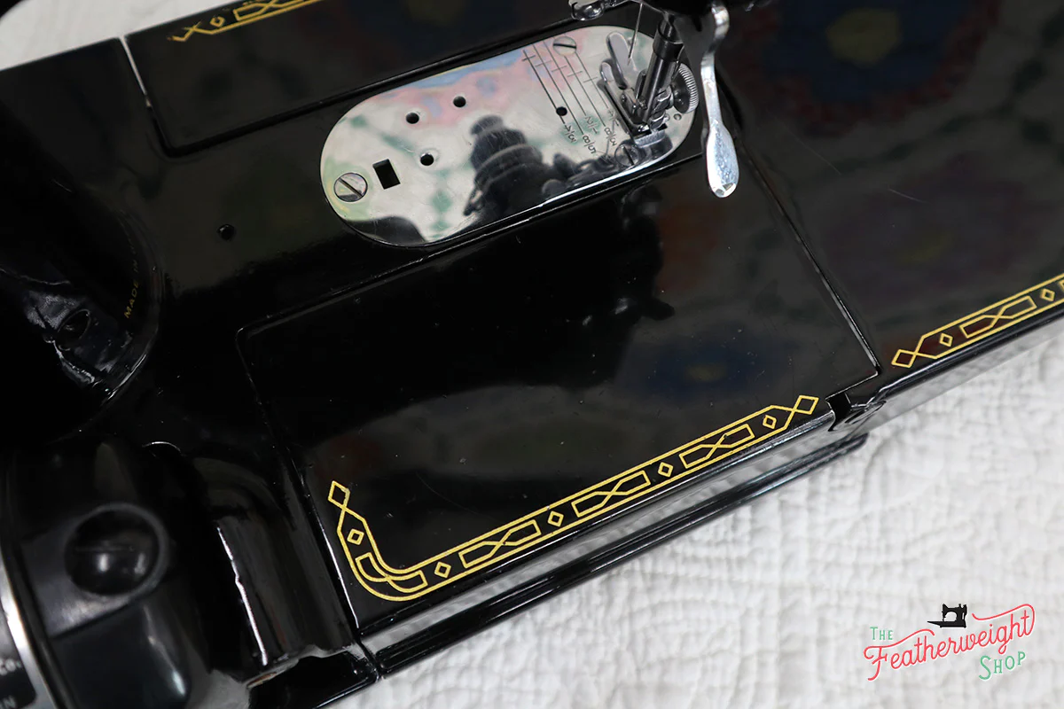 Singer Featherweight 222K Sewing Machine EJ622*** - Image 17