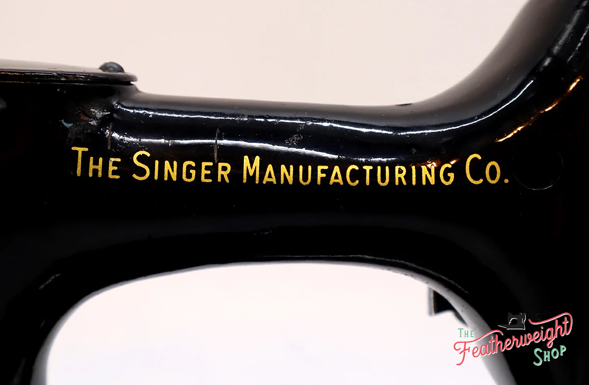 Singer Featherweight 222K Sewing Machine EJ626*** - Image 14