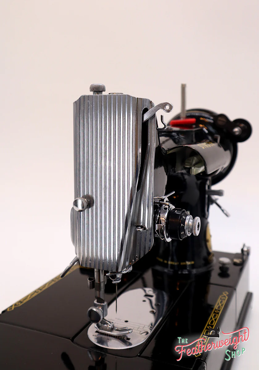 Singer Featherweight 222K Sewing Machine EJ626*** - Image 15