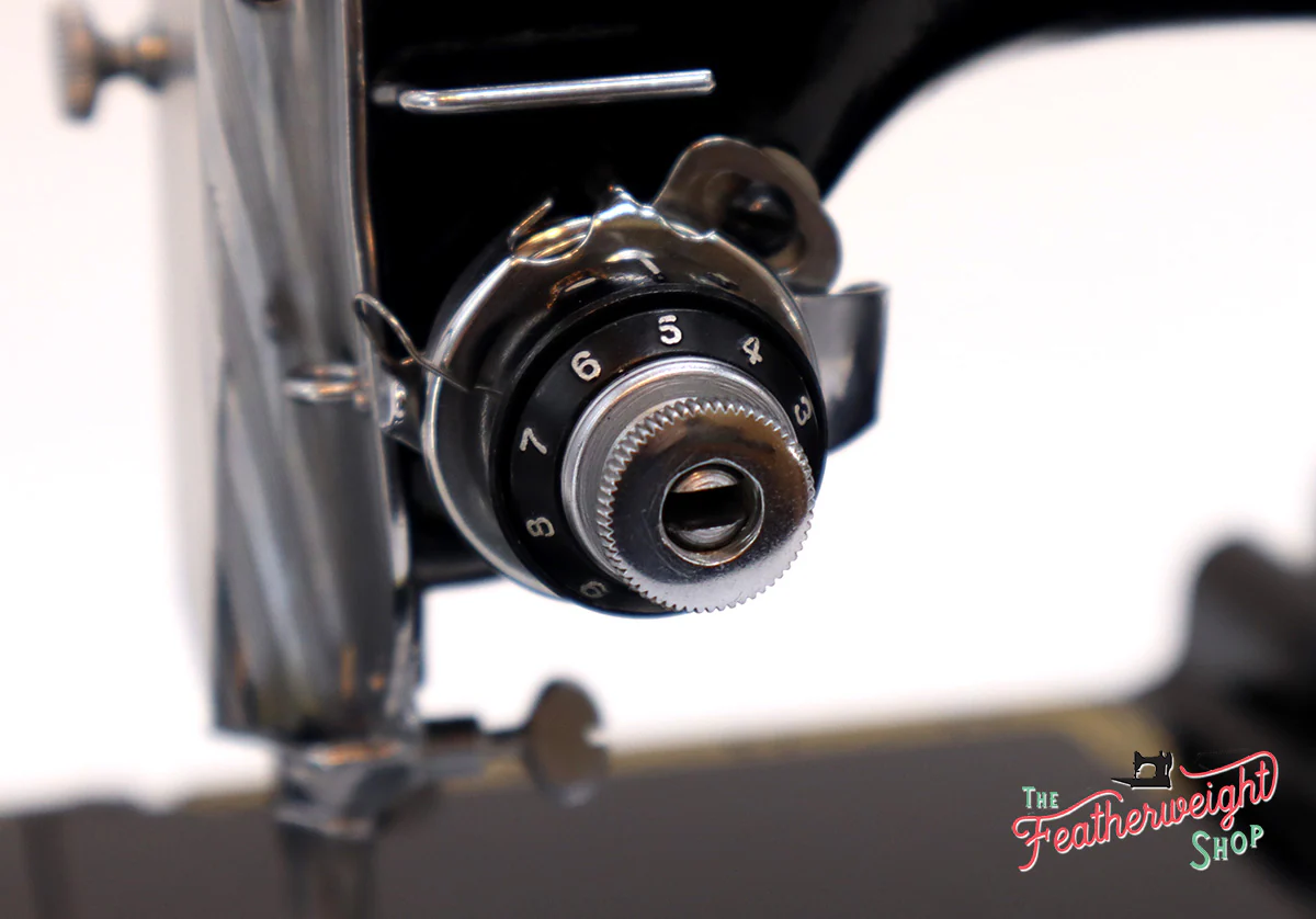 Singer Featherweight 222K Sewing Machine EJ626*** - Image 20