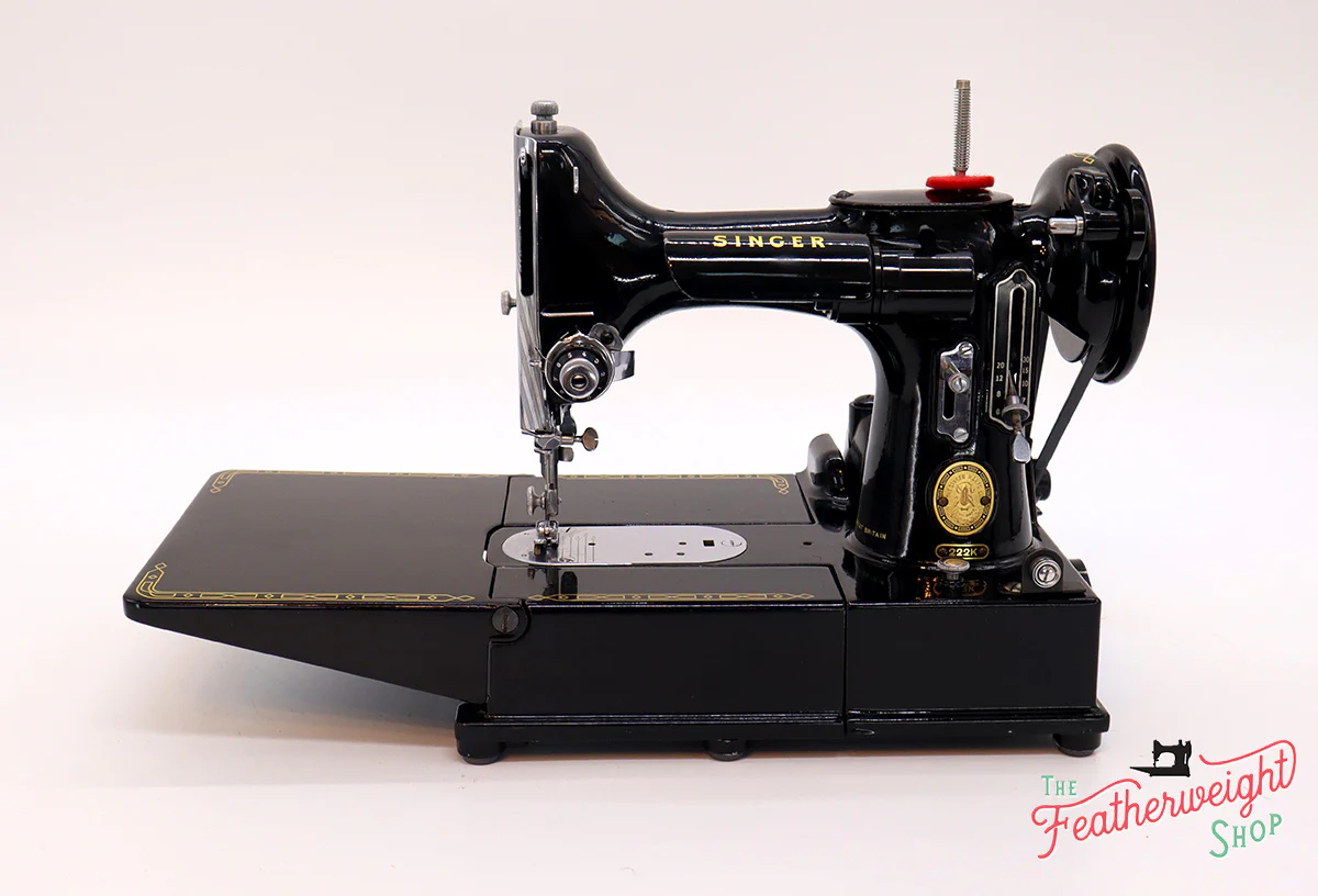 Singer Featherweight 222K Sewing Machine EJ626*** - Image 3