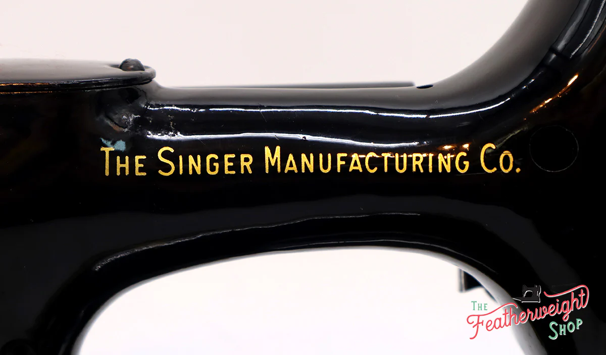 Singer Featherweight 222K Sewing Machine EJ909*** - Image 17