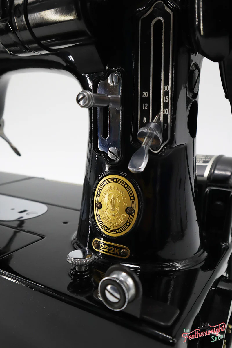Singer Featherweight 222K Sewing Machine EJ9107** - Image 18
