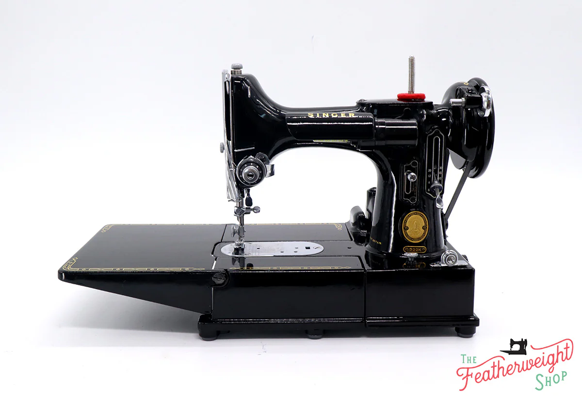 Singer Featherweight 222K Sewing Machine EK3213** - Image 3