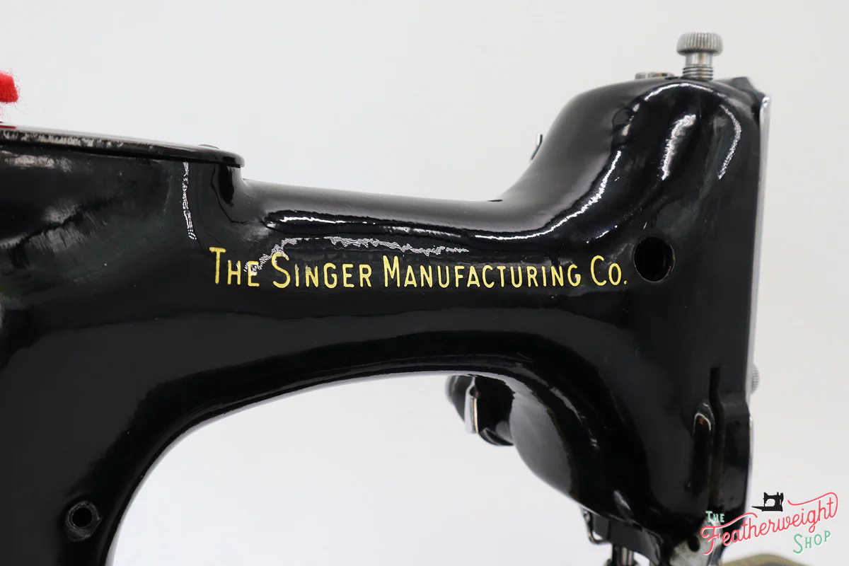 Singer Featherweight 222K Sewing Machine EK322*** - Image 14