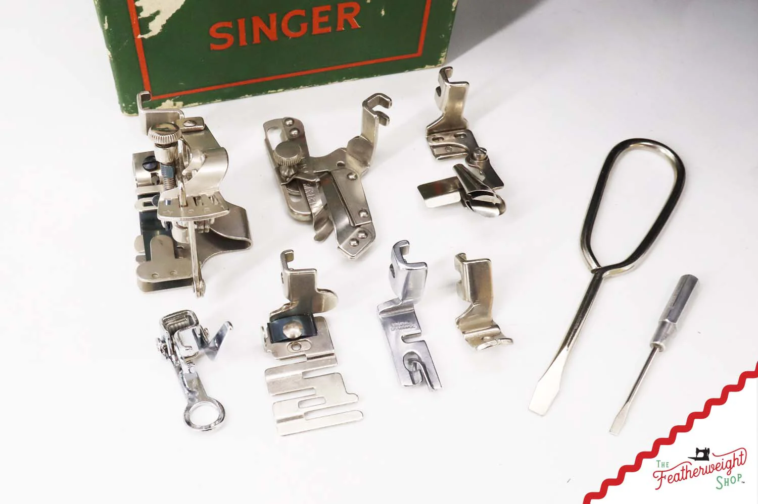 Singer Featherweight 222K Sewing Machine - EK3221**, 1955 - Image 18
