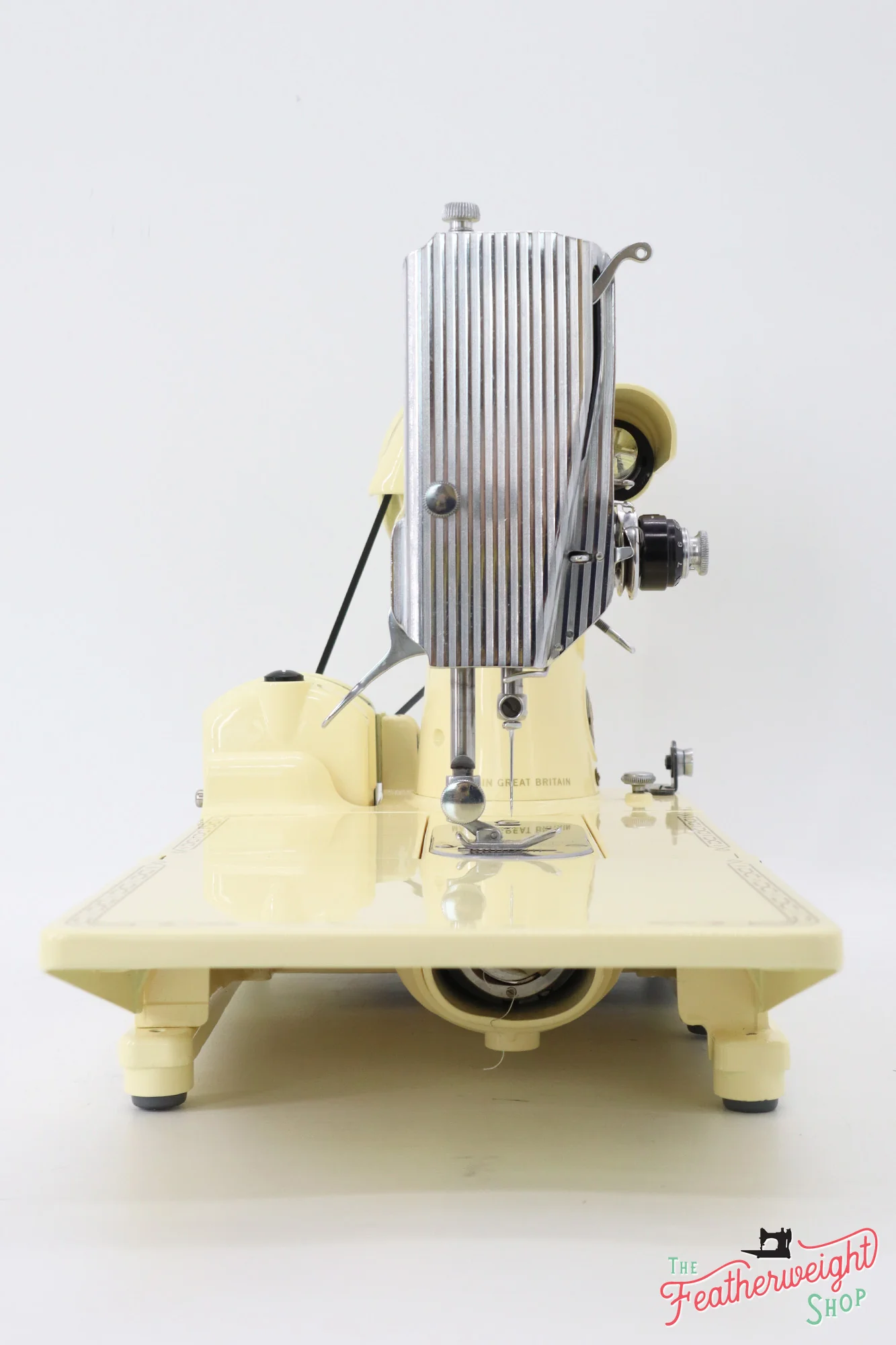 Singer Featherweight 222K Sewing Machine EK3238** - Fully Restored in 'Sugar Cookie' - Image 5