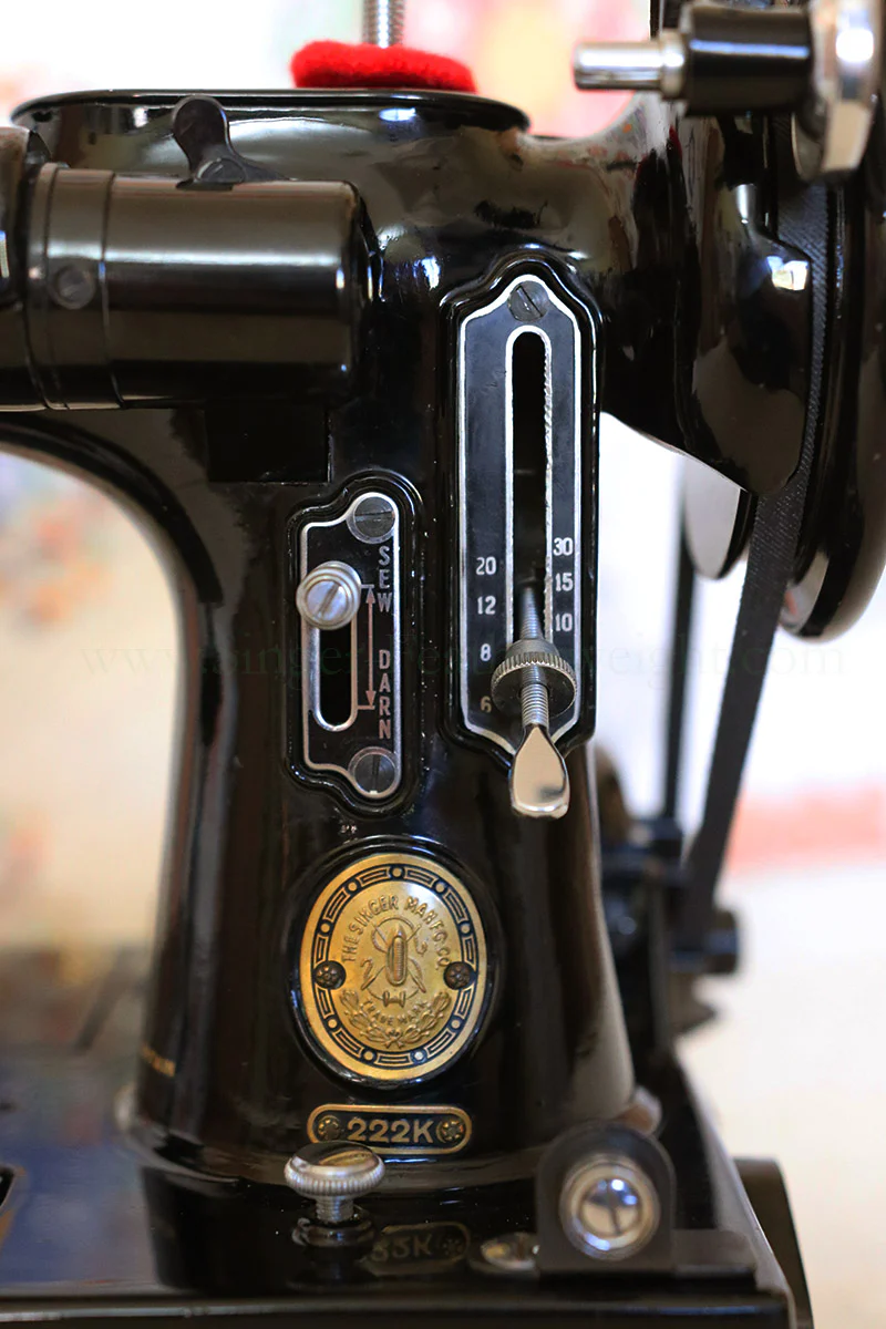 Singer Featherweight 222K Sewing Machine EK324*** - Image 16