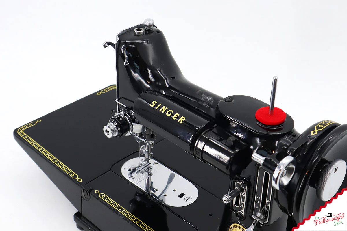 Singer Featherweight 222K Sewing Machine - EK3244**, 1955 - Image 13