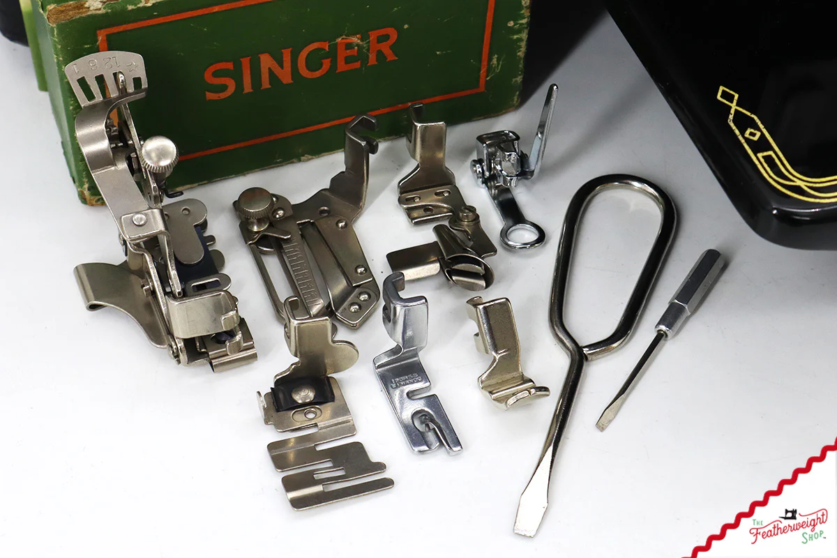 Singer Featherweight 222K Sewing Machine - EK3244**, 1955 - Image 18