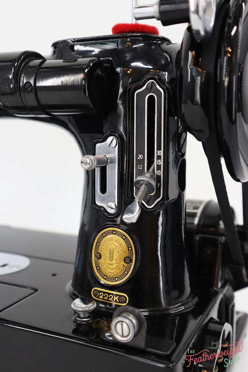 Singer Featherweight 222K Sewing Machine EK3247** - Image 15