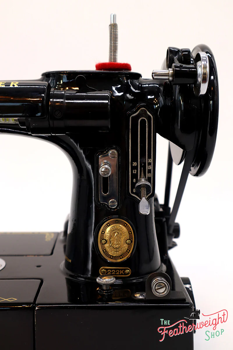 Singer Featherweight 222K Sewing Machine EK325*** - Image 17