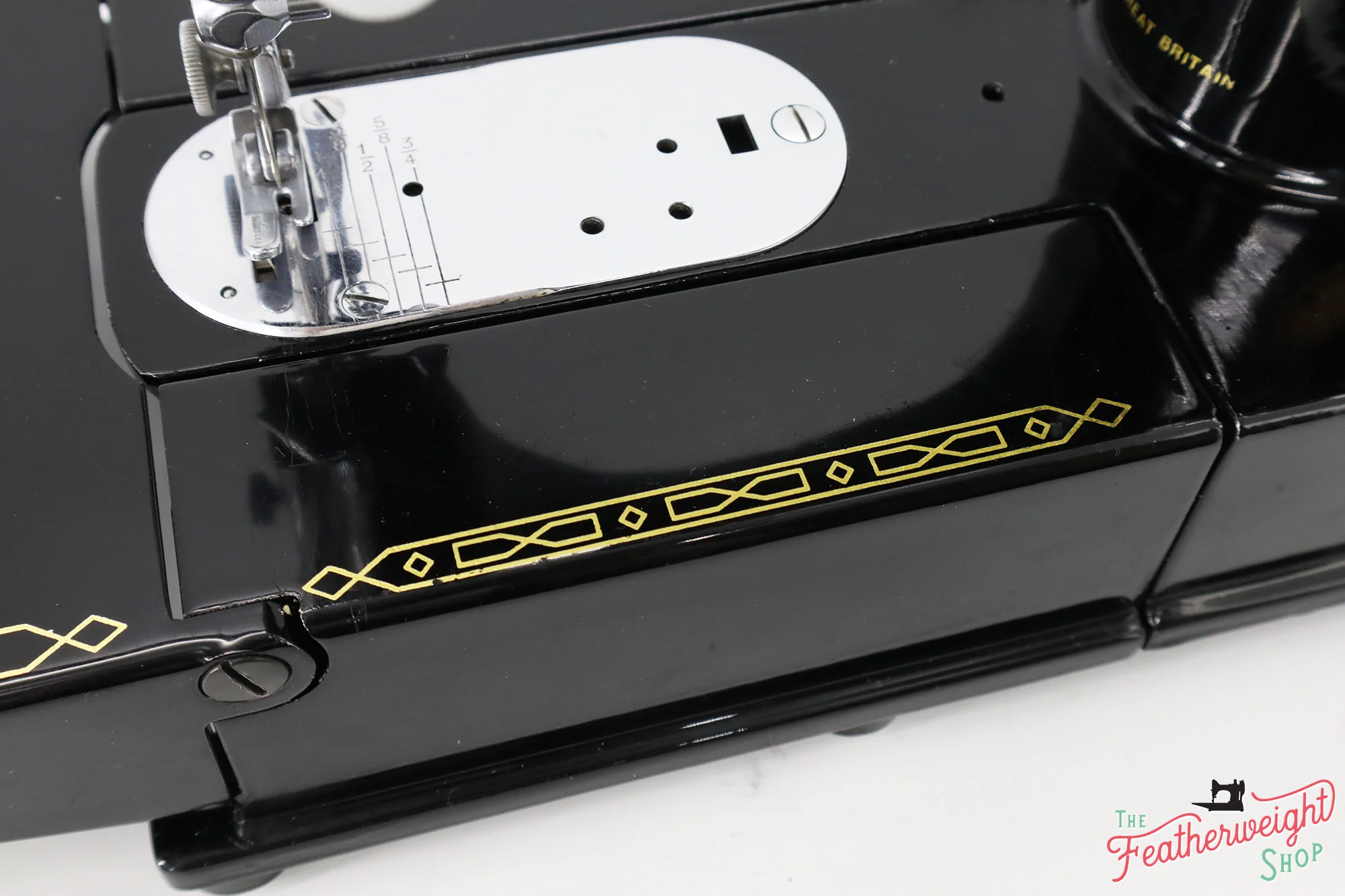 Singer Featherweight 222K Sewing Machine EK326*** - Image 9