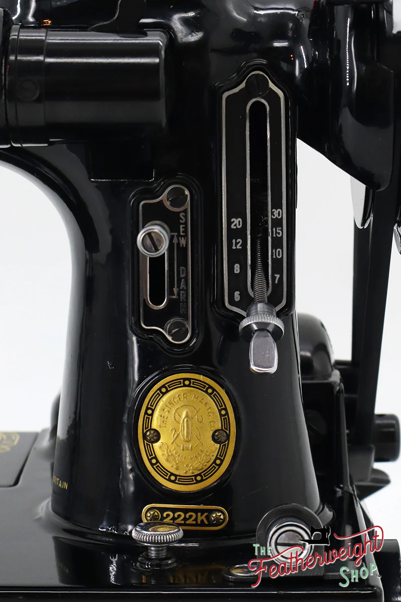 Singer Featherweight 222K Sewing Machine - EK3262**, 1955 - Image 17