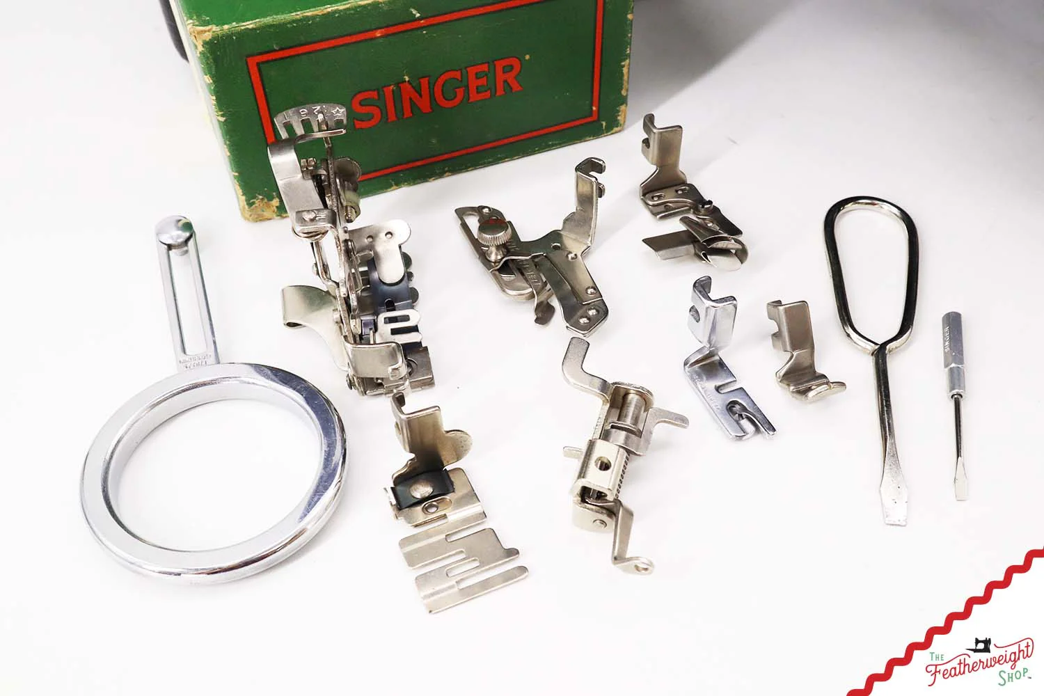Singer Featherweight 222K Sewing Machine - EK32772*, 1955 - Image 20