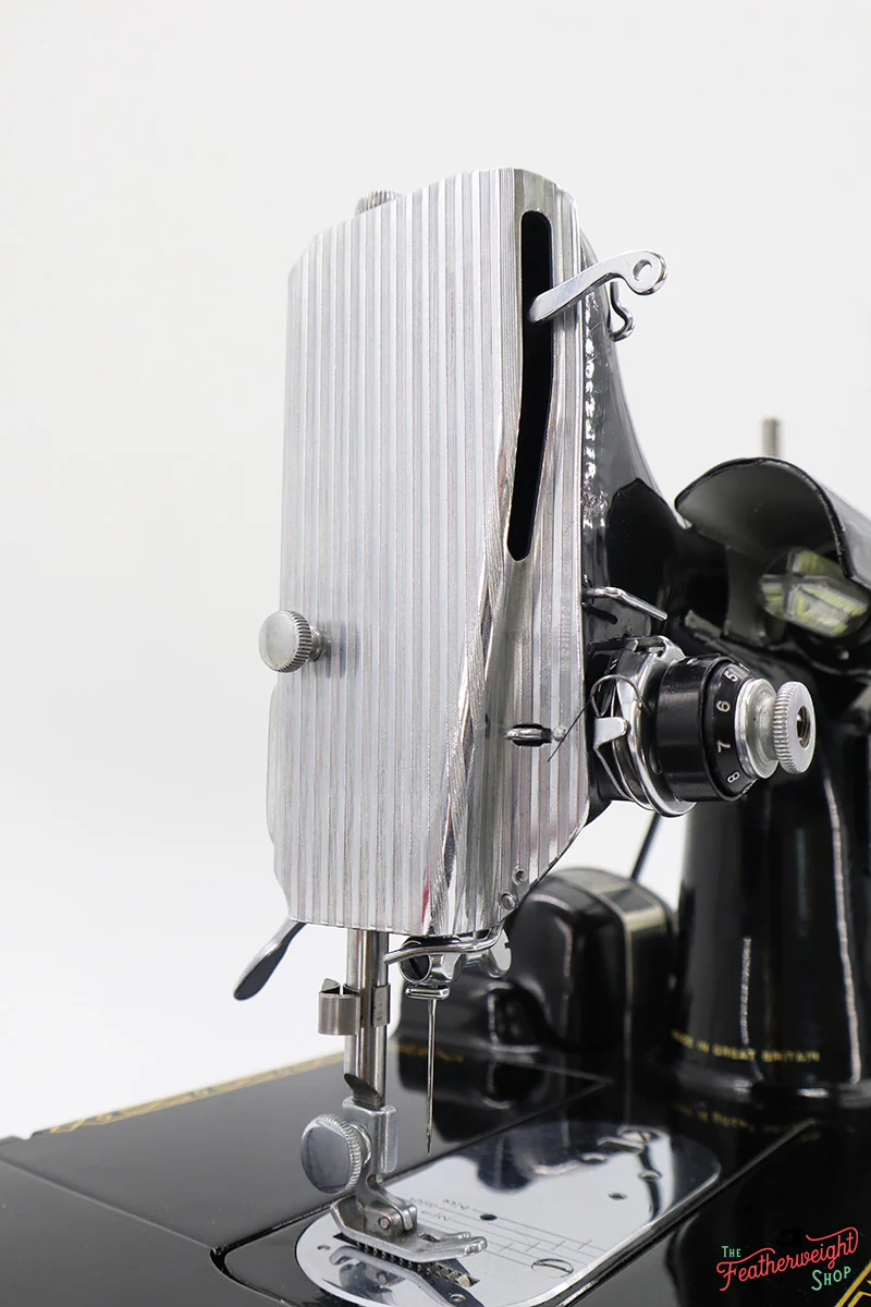 Singer Featherweight 222K Sewing Machine EK328*** - Image 17