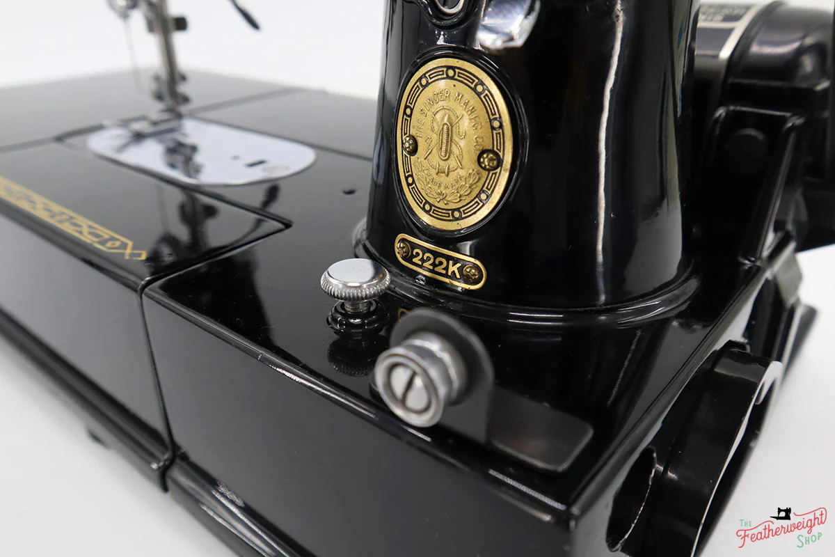 Singer Featherweight 222K Sewing Machine EK328*** - Image 19