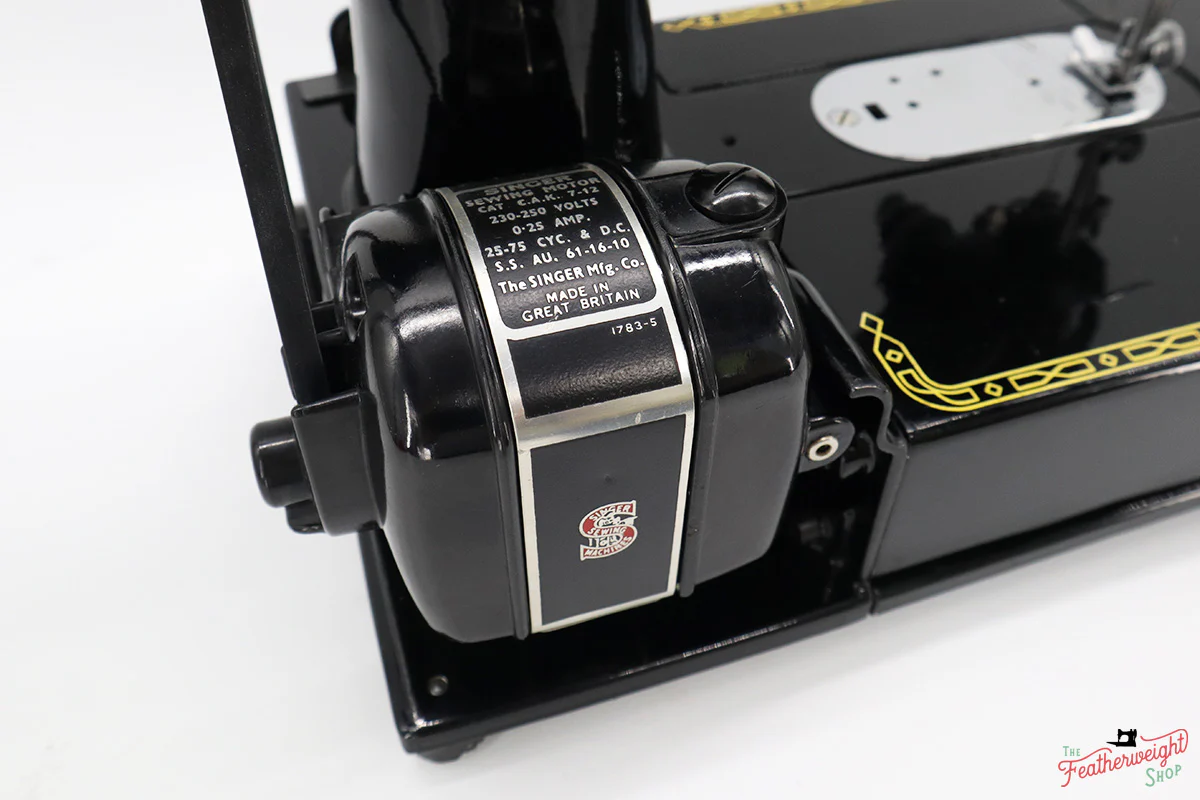 Singer Featherweight 222K Sewing Machine EK328*** - Image 20