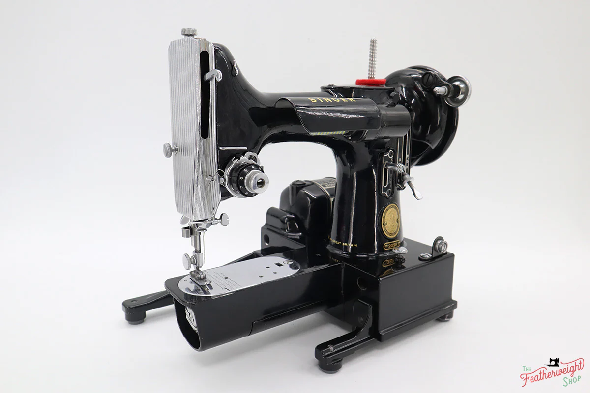 Singer Featherweight 222K Sewing Machine EK328*** - Image 3