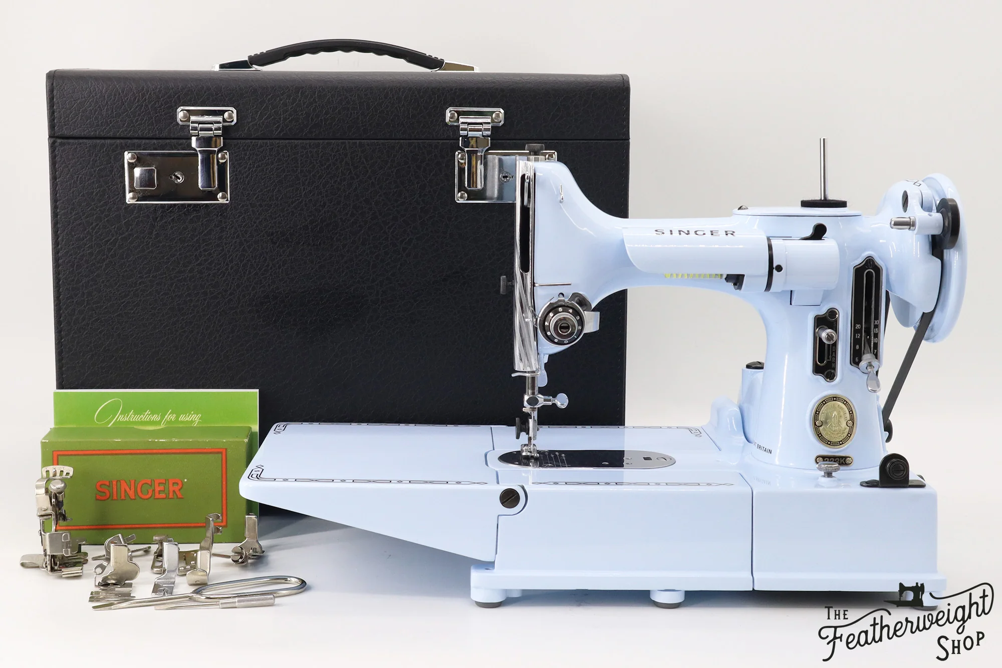 Singer Featherweight 222K Sewing Machine EK328*** - Fully Restored in 'Cinderella Blue' - Image 4