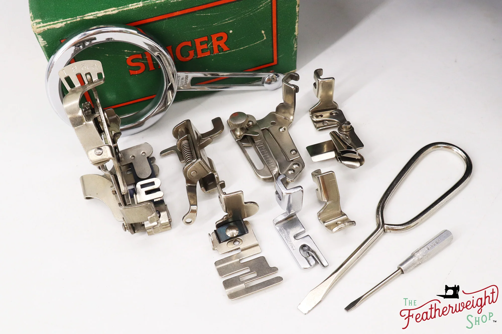 Singer Featherweight 222K Sewing Machine - EK32816*, 1955 - Image 17