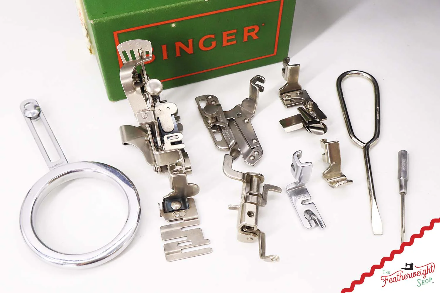 Singer Featherweight 222K Sewing Machine - EK3282**, 1955 - Image 16