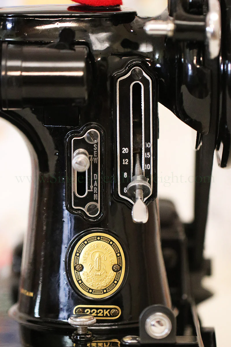 Singer Featherweight 222K Sewing Machine EK329*** - Image 16