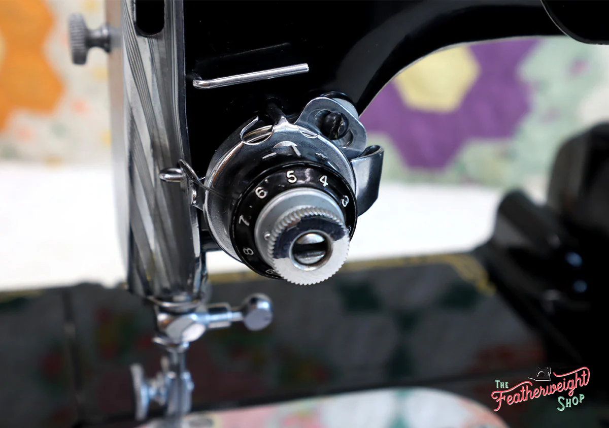 Singer Featherweight 222K Sewing Machine EK6285** ORIGINAL CARDBOARD BOX Included - Image 21