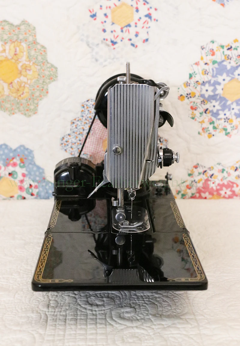 Singer Featherweight 222K Sewing Machine EK629*** - Image 4