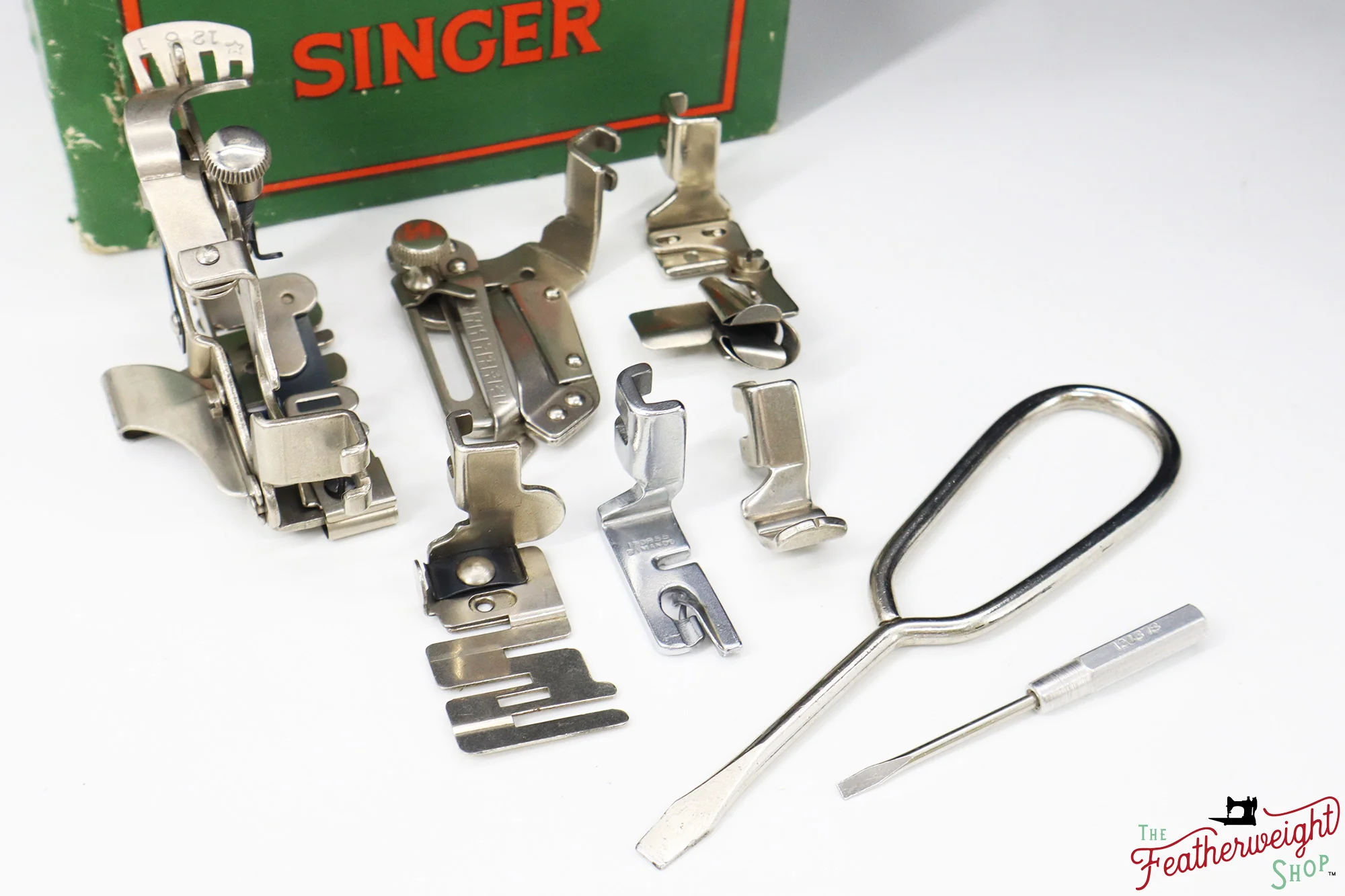 Singer Featherweight 222K Sewing Machine - EK6290**, 1955 - Image 18