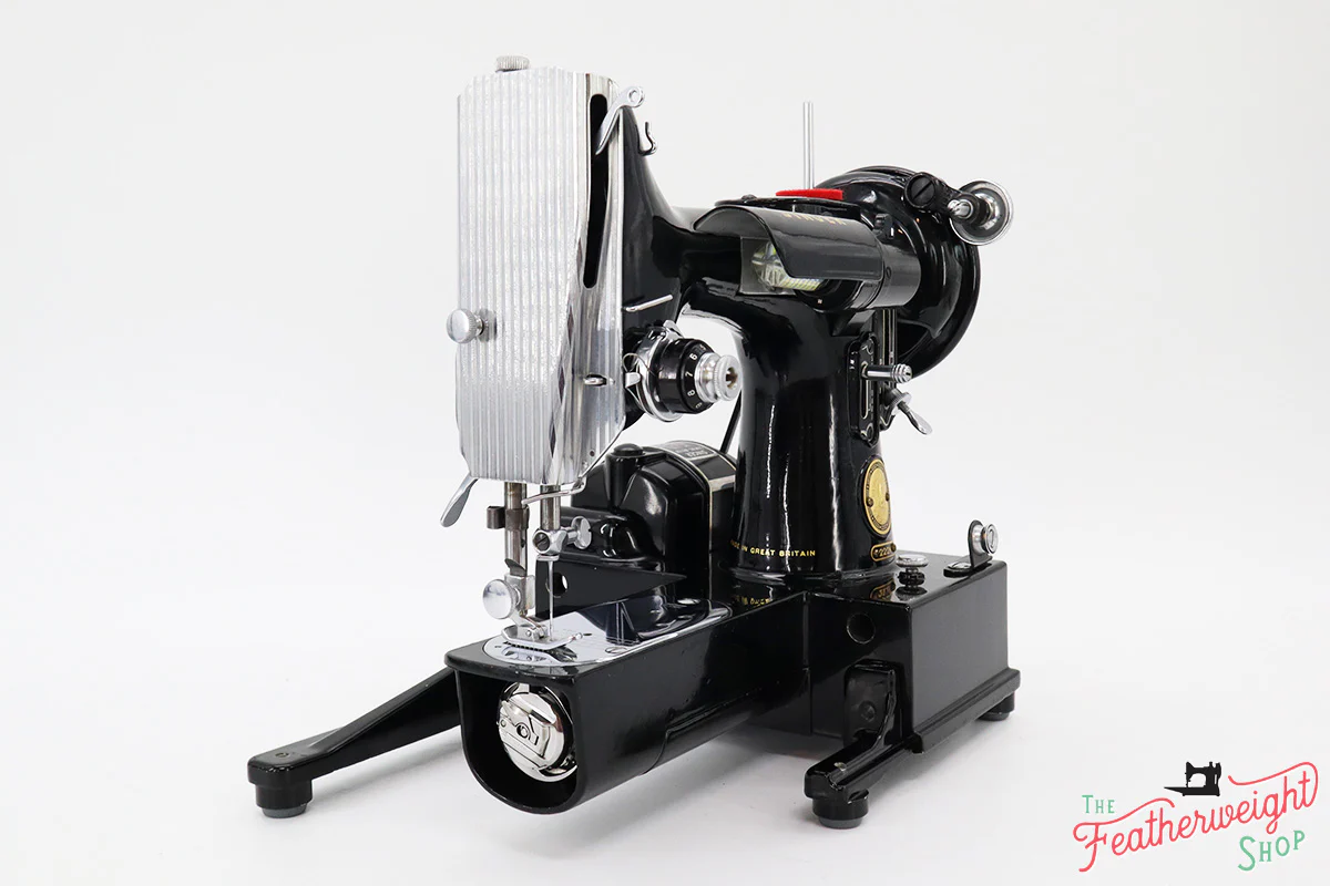 Singer Featherweight 222K Sewing Machine EK6293** - Image 2