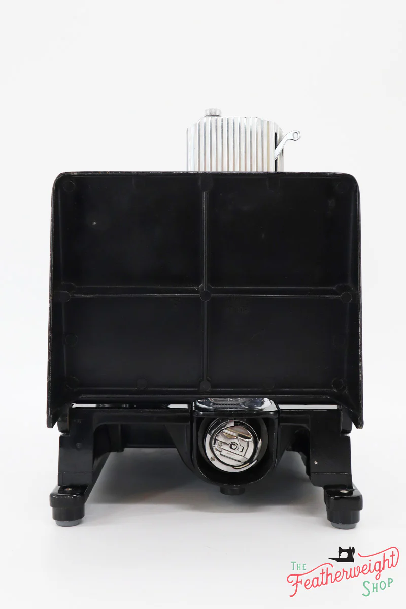 Singer Featherweight 222K Sewing Machine EK6293** - Image 6