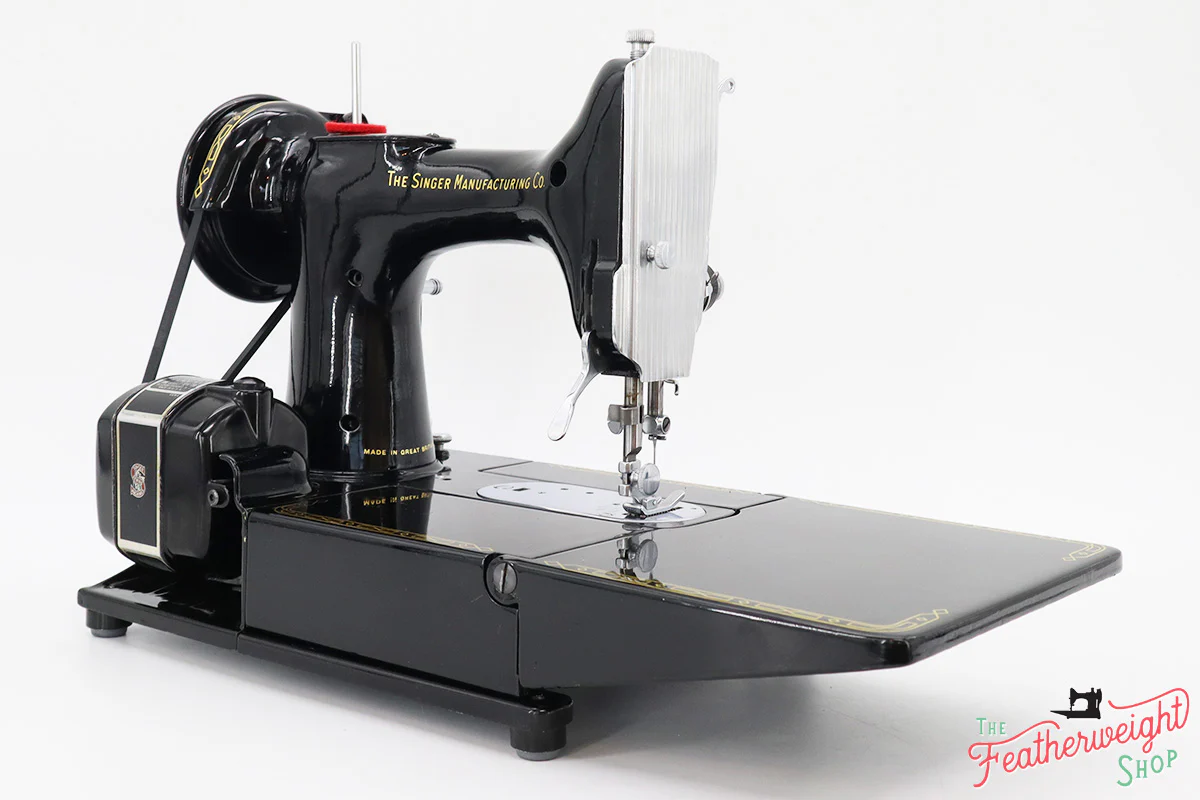 Singer Featherweight 222K Sewing Machine EK6293** - Image 7