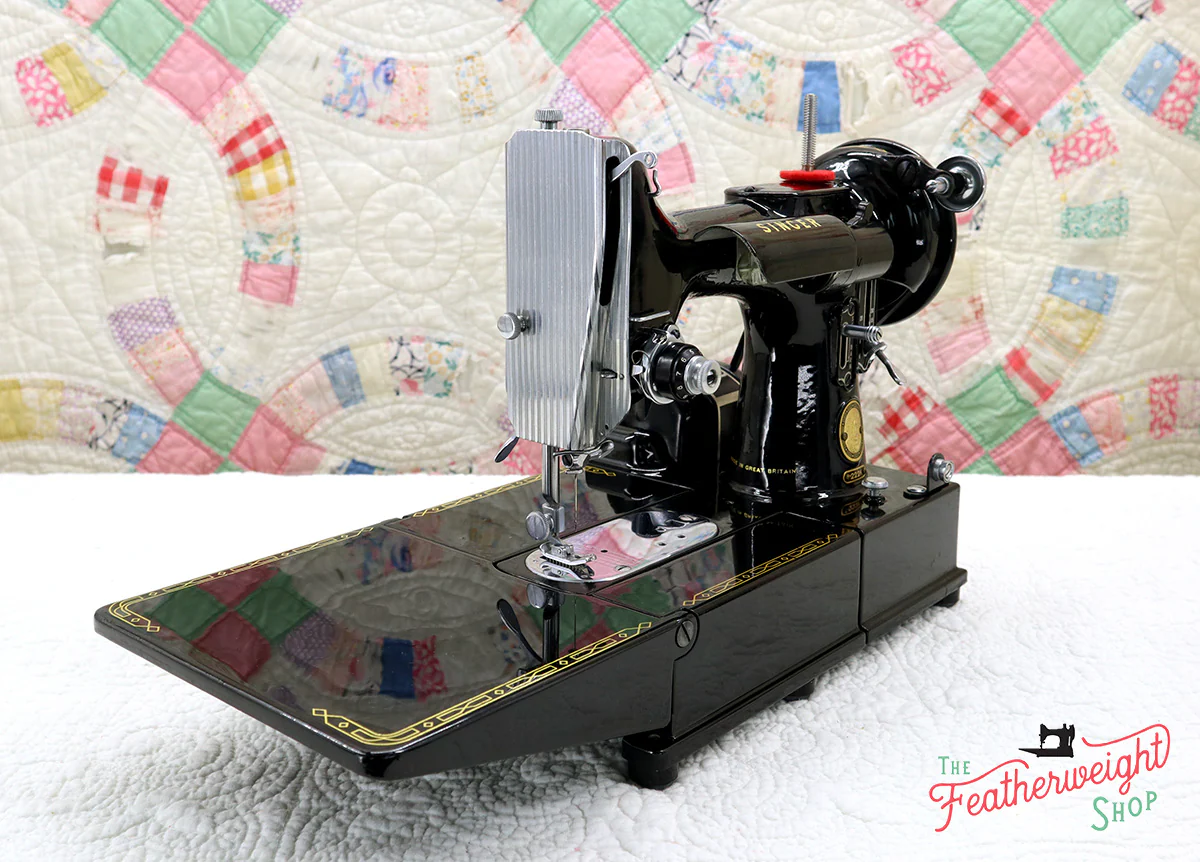 Singer Featherweight 222K Sewing Machine EK6296** - Image 4