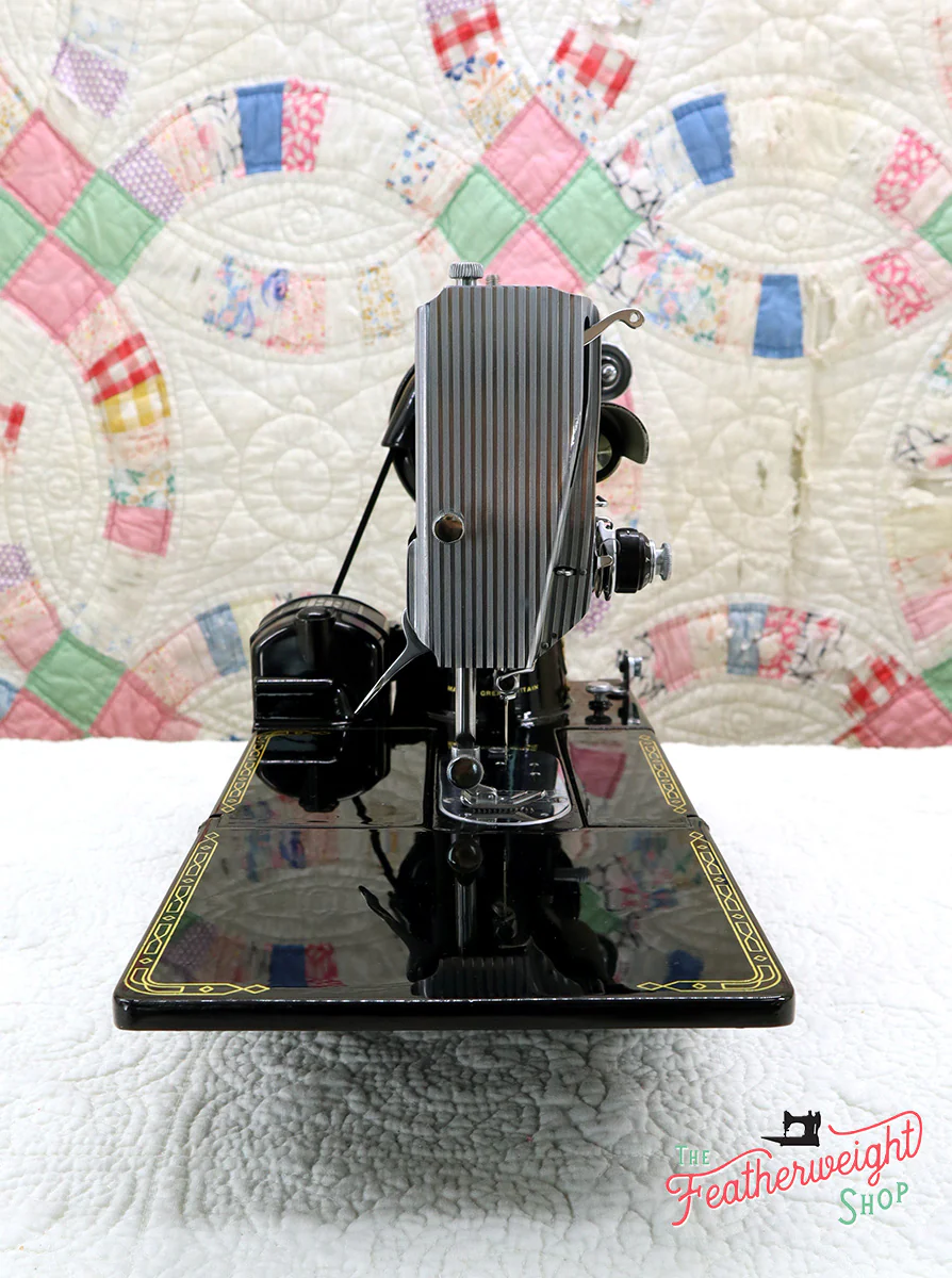 Singer Featherweight 222K Sewing Machine EK6296** - Image 5