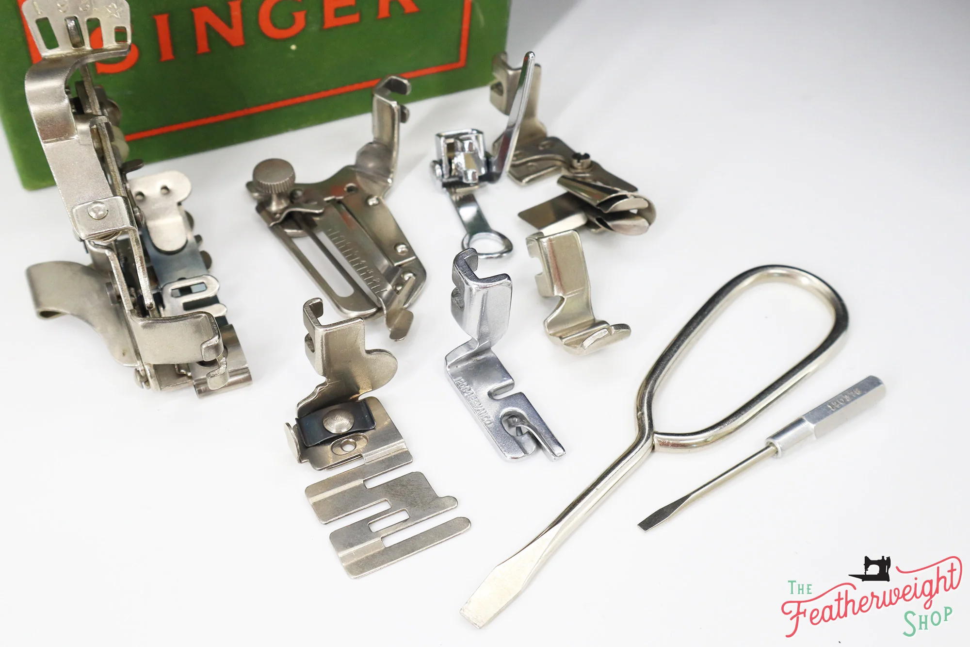 Singer Featherweight 222K Sewing Machine - EK6313** - 1955 - Image 19