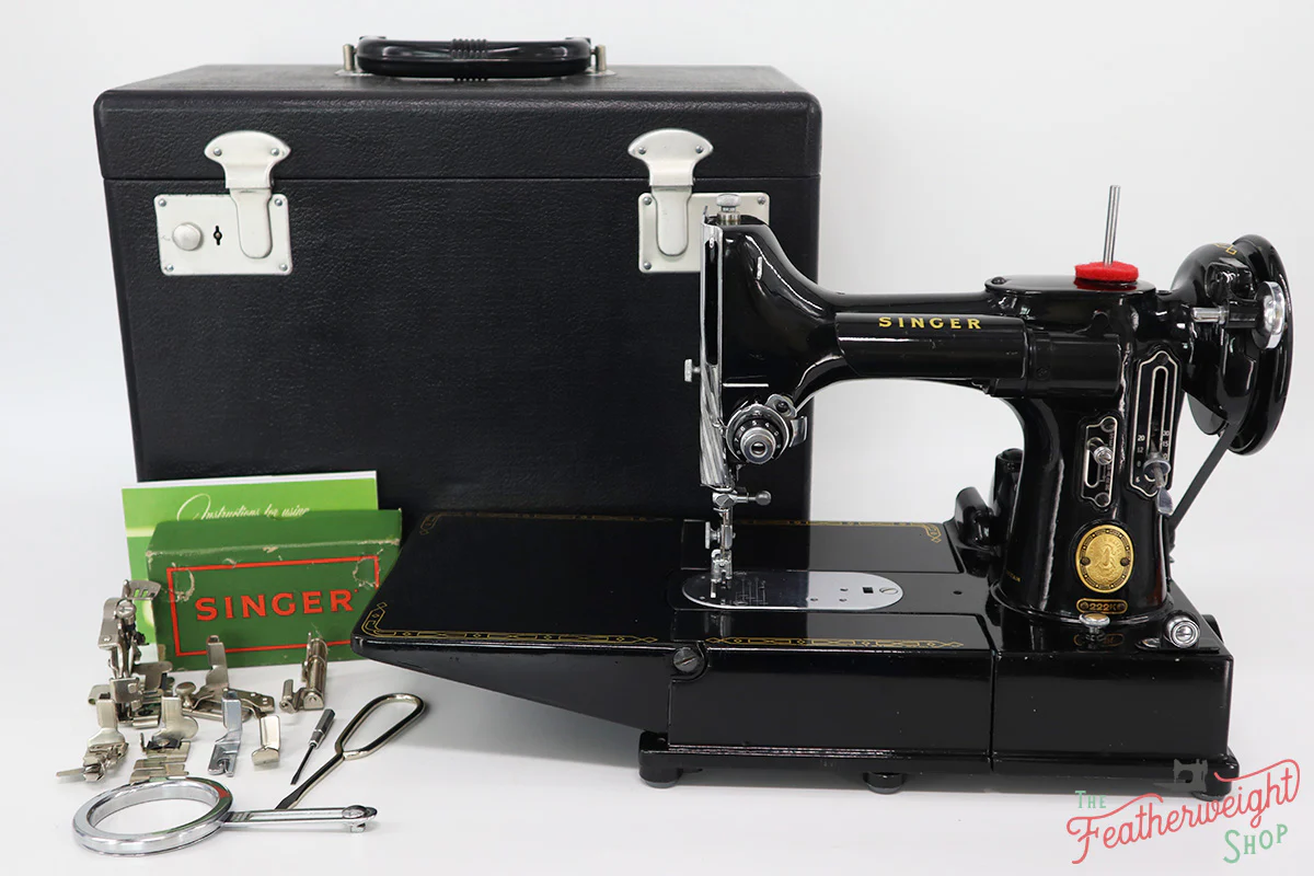 Singer Featherweight 222K Sewing Machine EK632*** - Image 2