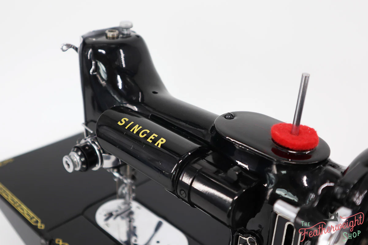Singer Featherweight 222K Sewing Machine EK632*** - Image 7