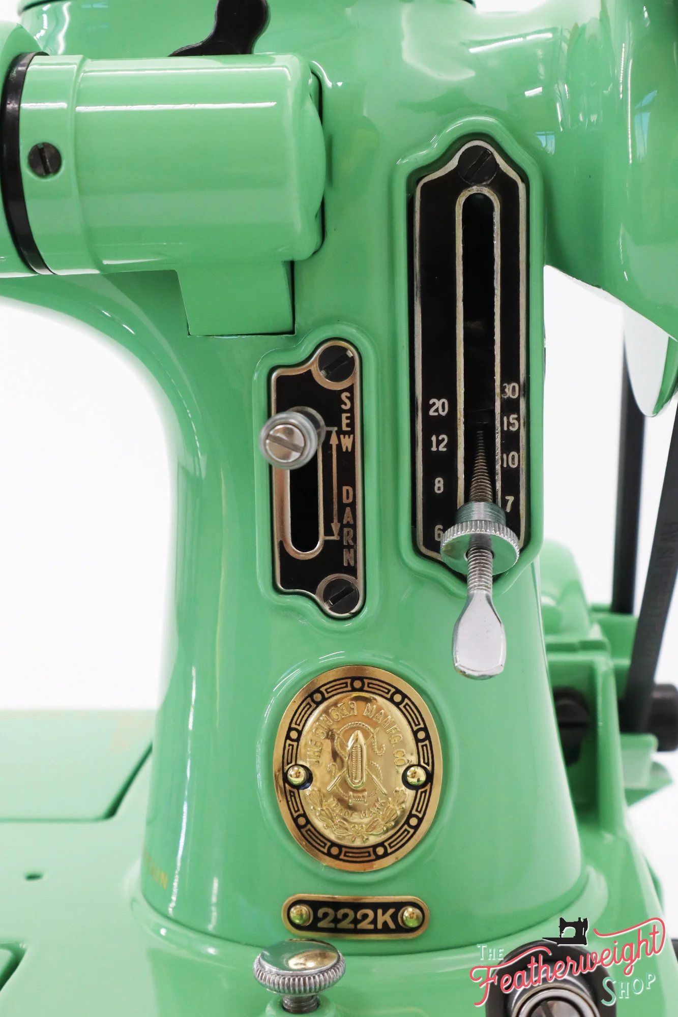 Singer Featherweight 222K Sewing Machine EK6348** - Fully Restored in 'Jadeite Milky Green' - Image 11